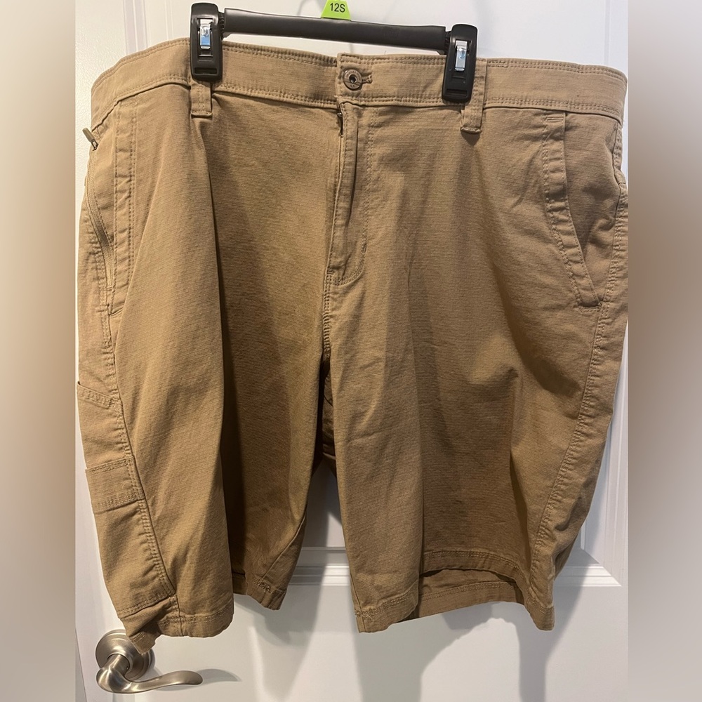 Weatherproof Men”s Tan Chino Trail Outdoor Hiking Comfort Band Shorts Size 40